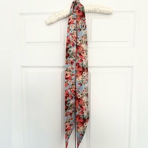 Aritzia Wilfred silk tie scarf - Floral